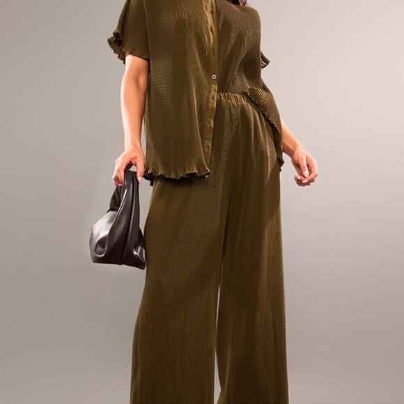 Pretty Little Thing Olive Chiffon Plisse Oversized Set *Excellent Condition* - Picture 5 of 8